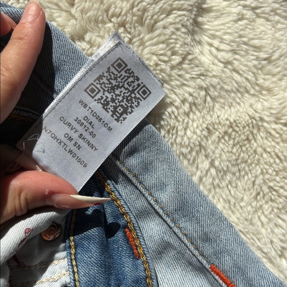 40 True Religion Curvy Skinny Jeans – Size 27 | Signature Horseshoe | Light Wash - Picture 7 of 10